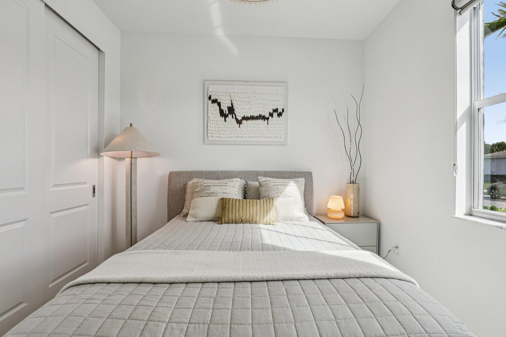 AVALON TRAILS AT VILLAGES - Residential