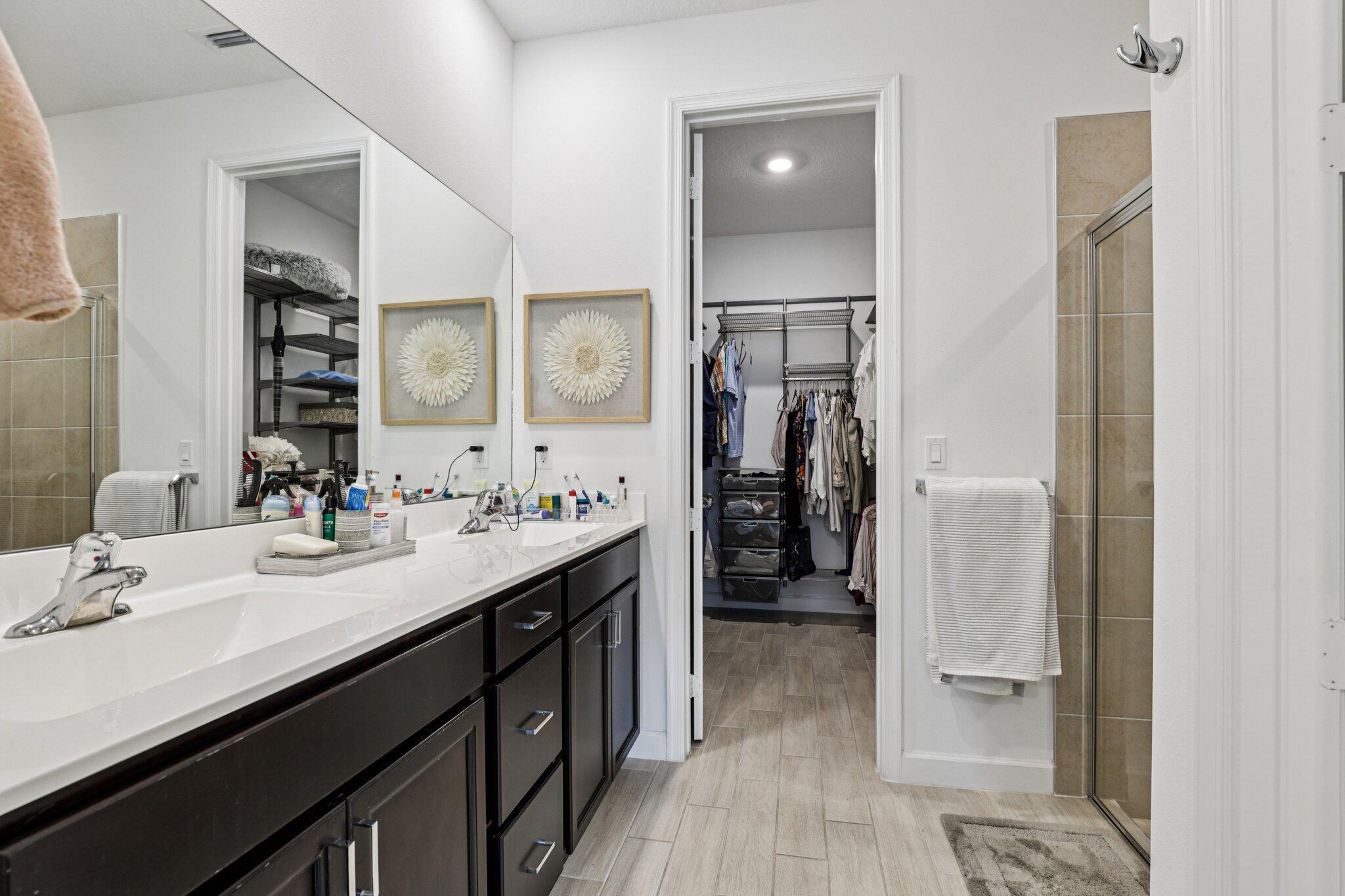 AVALON TRAILS AT VILLAGES - Residential