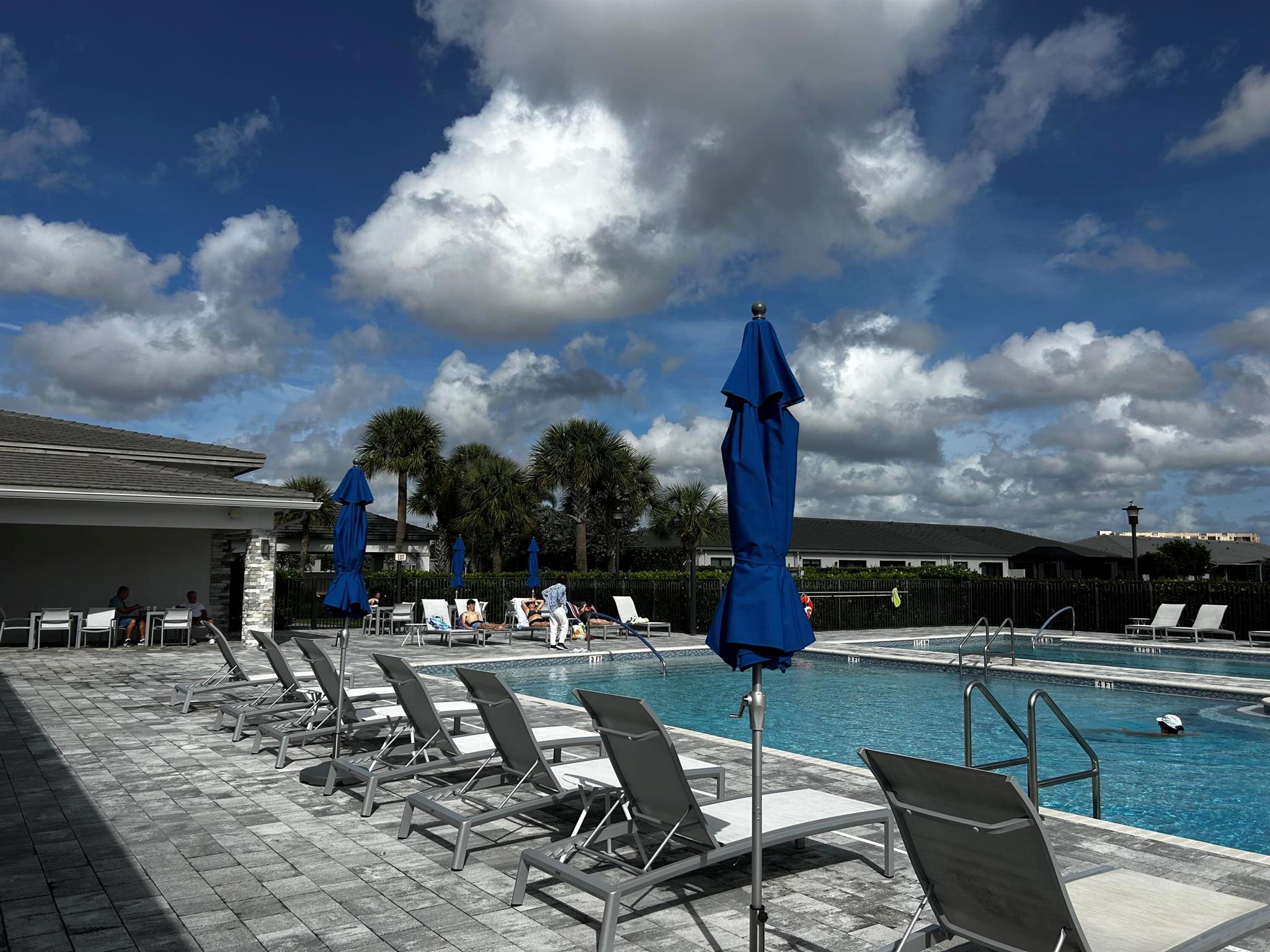 AVALON TRAILS AT VILLAGES - Residential