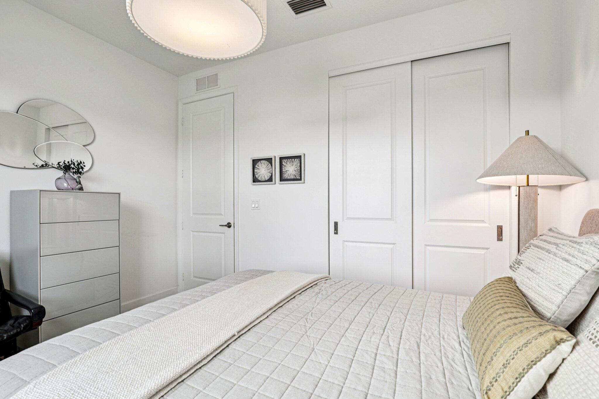 AVALON TRAILS AT VILLAGES - Residential