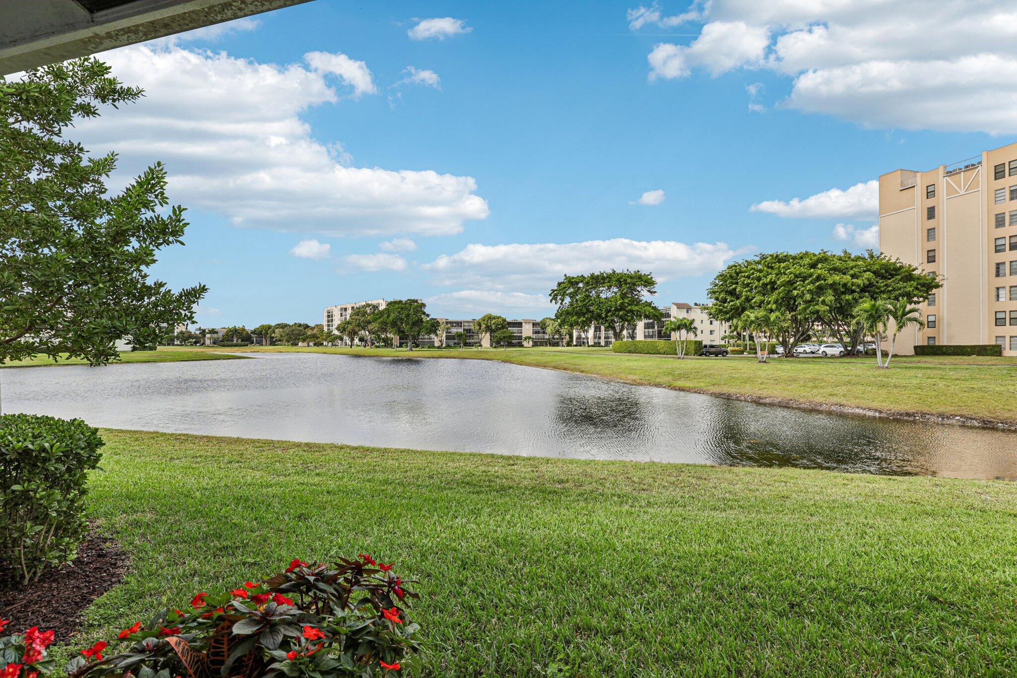 AVALON TRAILS AT VILLAGES - Residential