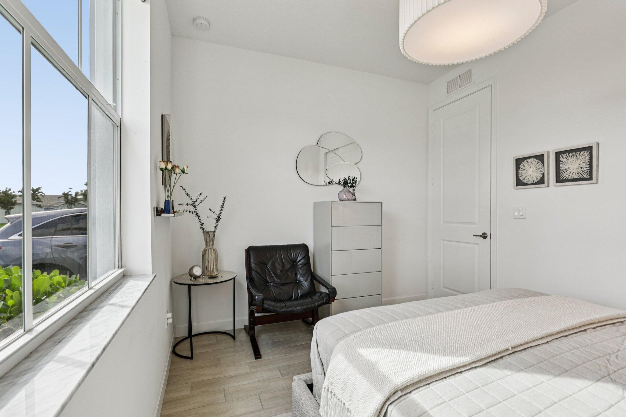 AVALON TRAILS AT VILLAGES - Residential