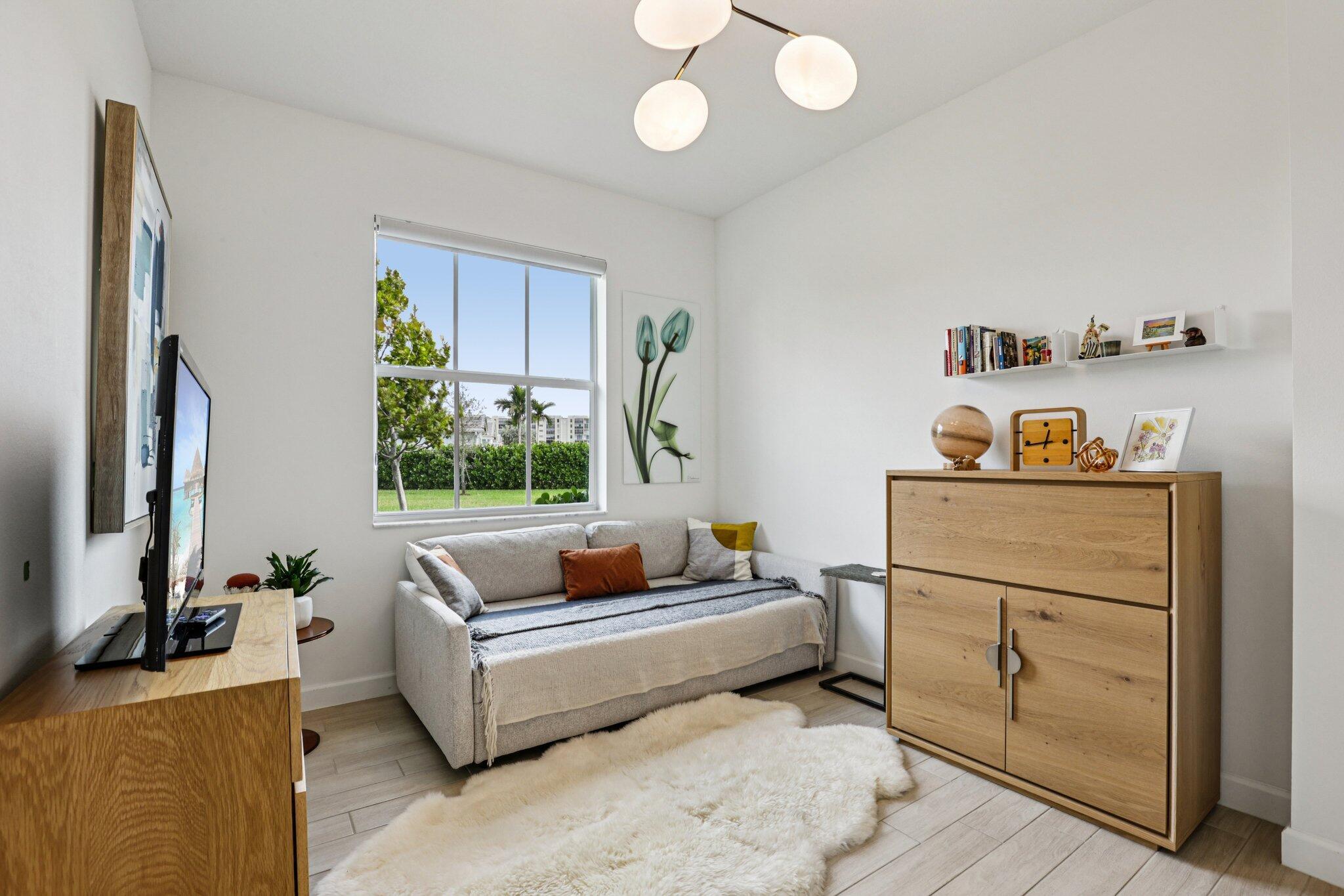 AVALON TRAILS AT VILLAGES - Residential