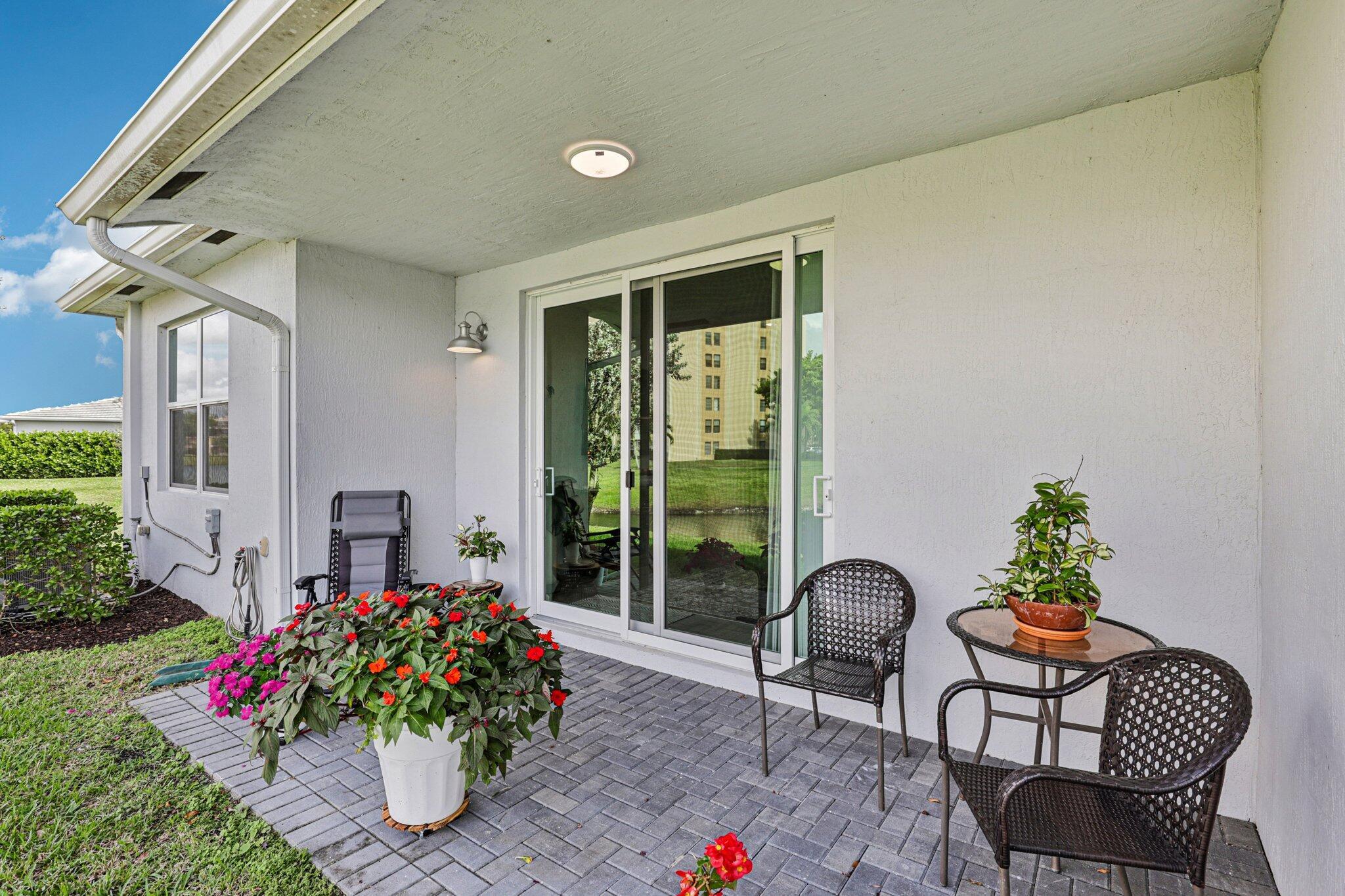 AVALON TRAILS AT VILLAGES - Residential