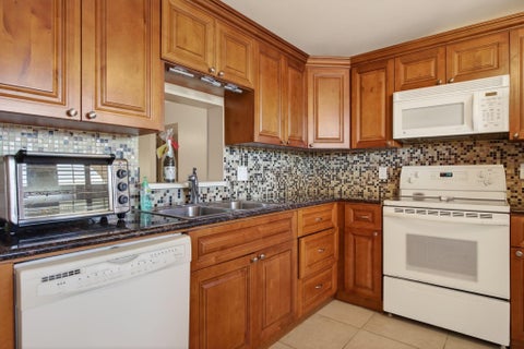 Tiny photo for 2003 Granada Drive #L4, Coconut Creek, FL 33066 (MLS # F10548891)