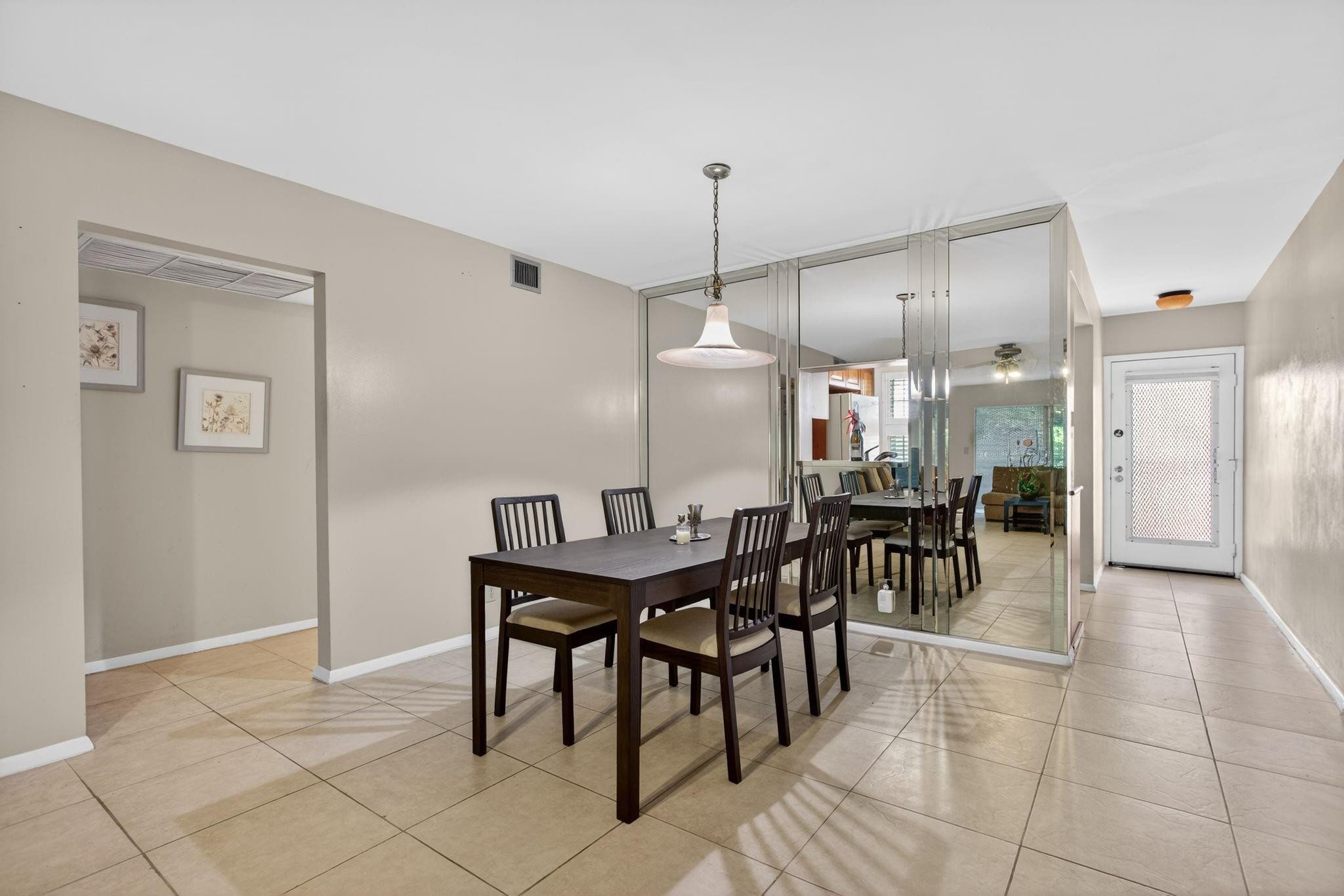 WYNMOOR GOLF VILLAGE - Residential