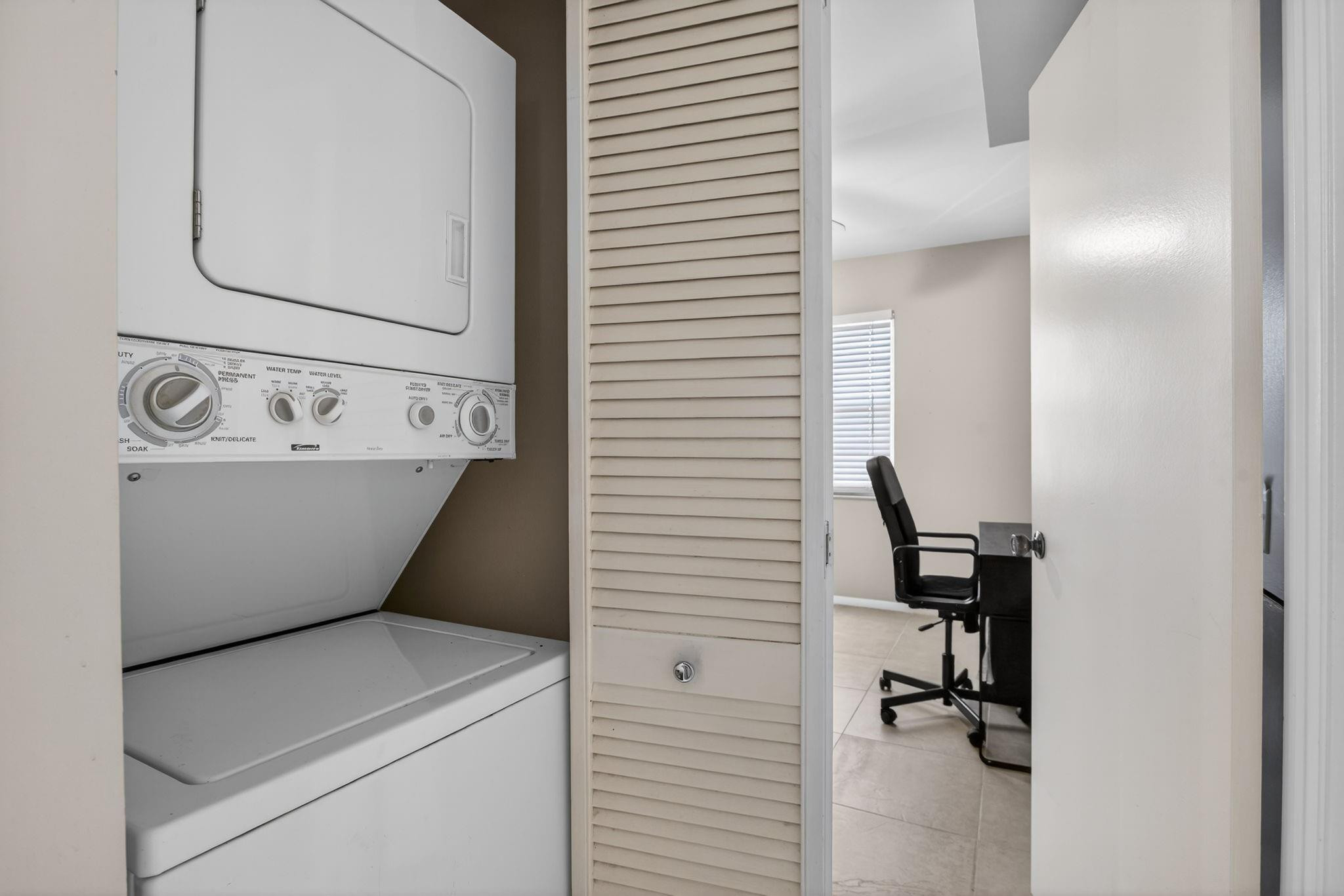 WYNMOOR GOLF VILLAGE - Residential