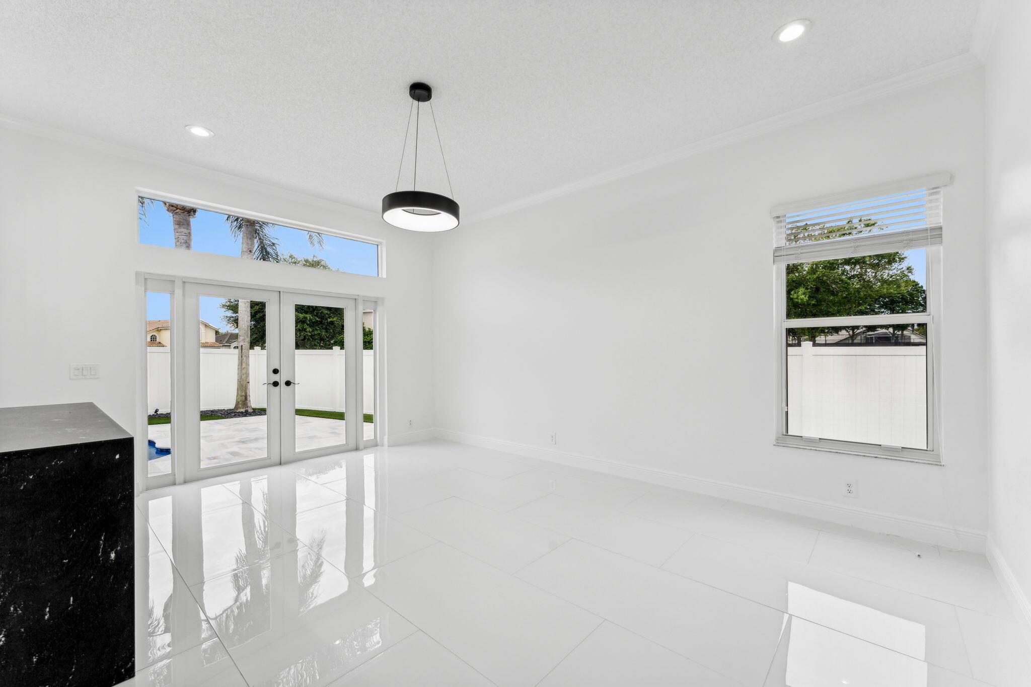 WINSTON TRAILS PAR 7 - Residential Lease