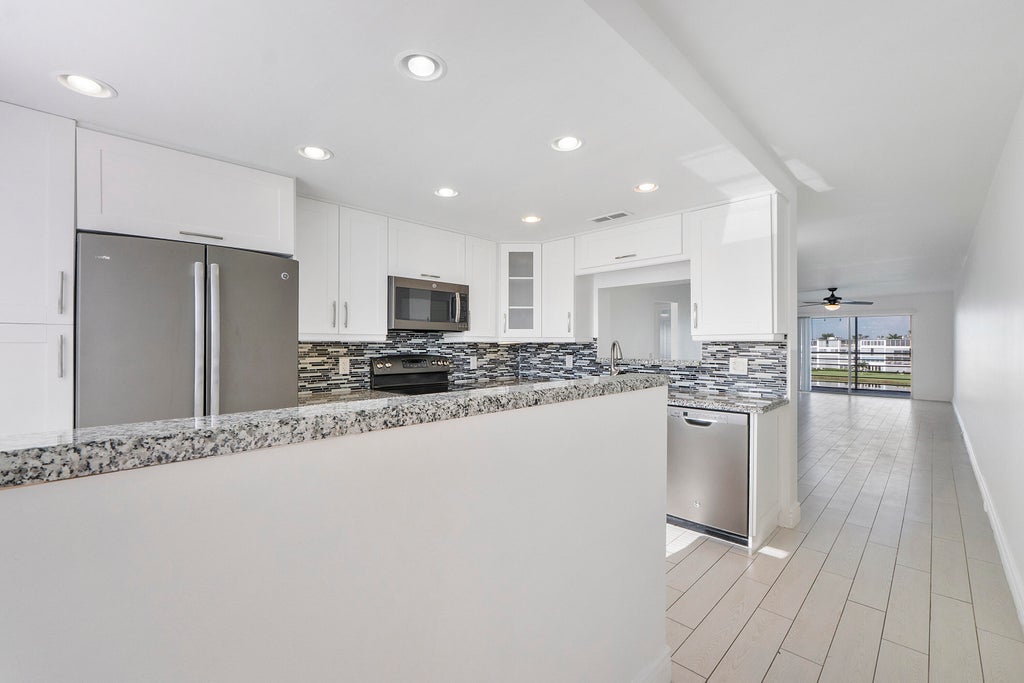 Photo of 4072 Guildford D, Boca Raton, FL 33434 (MLS # B26070483)