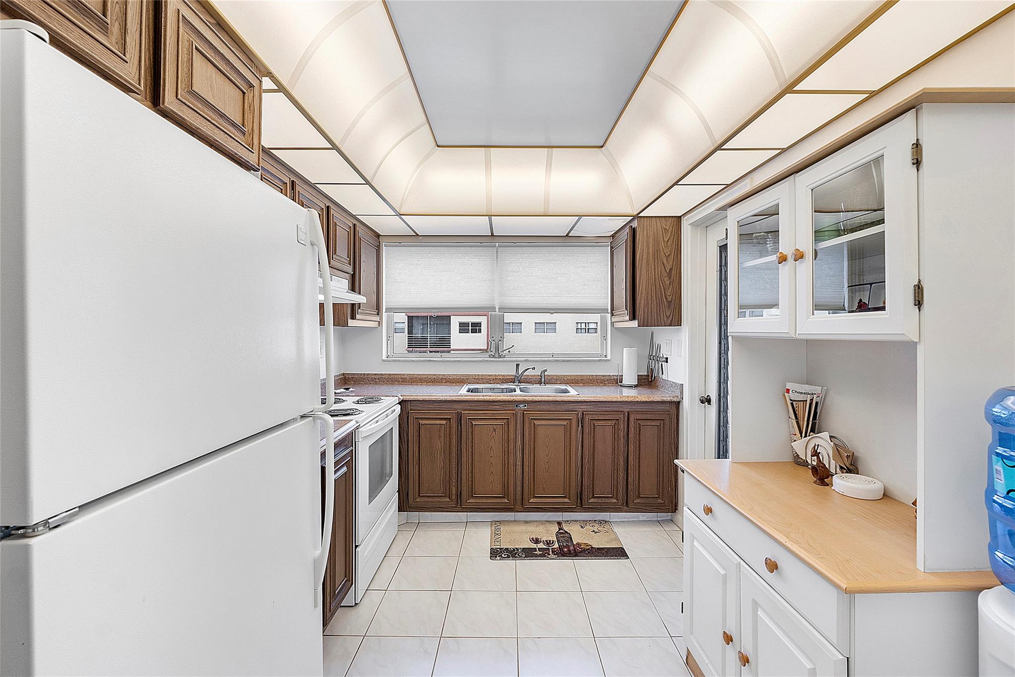 4042 NW 19th St 409
