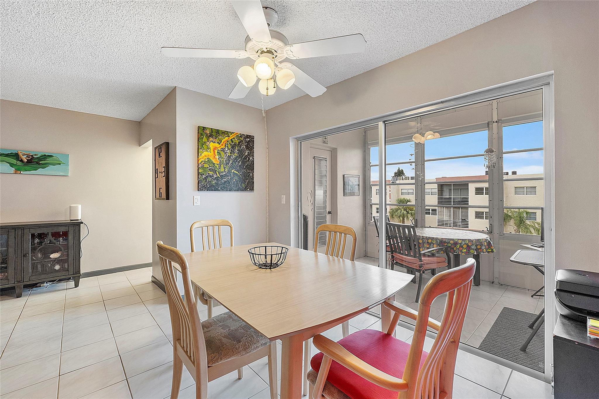 4042 NW 19th St 409