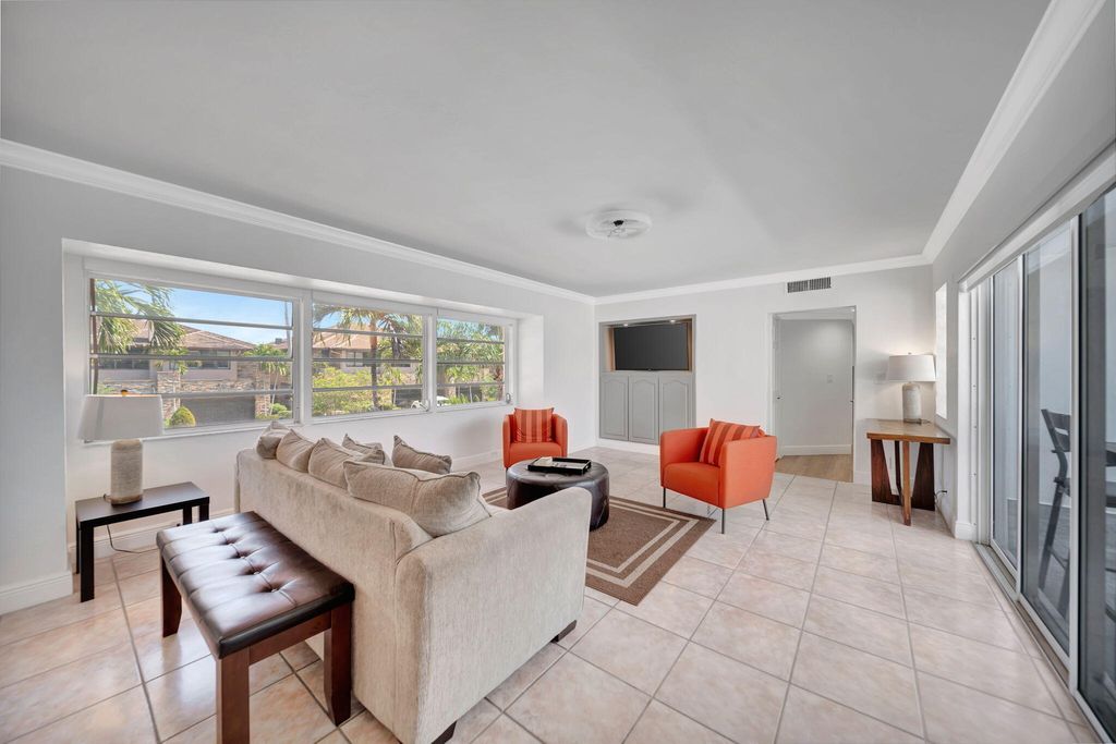 Photo of 2724 NE 14th Street #6, Fort Lauderdale, FL 33304 (MLS # B26010190)