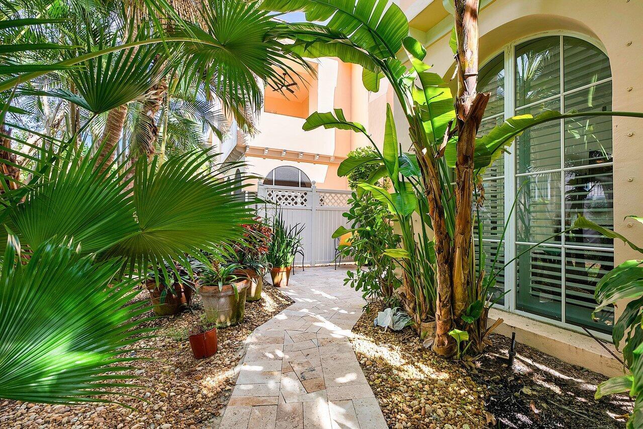 LANDINGS OF DELRAY BEACH - Residential