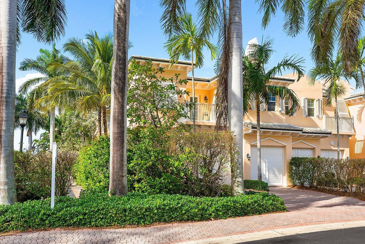 LANDINGS OF DELRAY BEACH - Residential