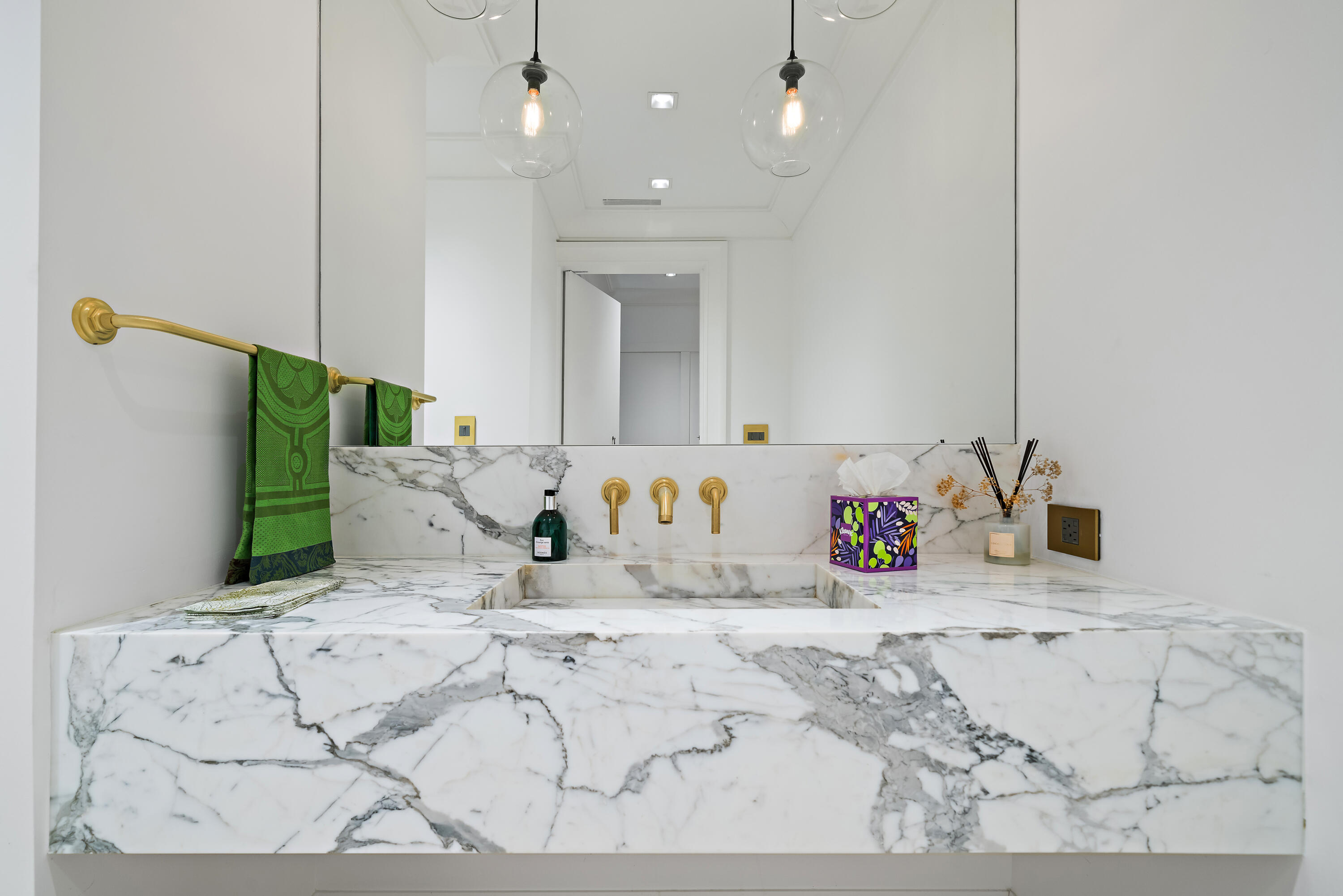 ROYAL PARK - Residential