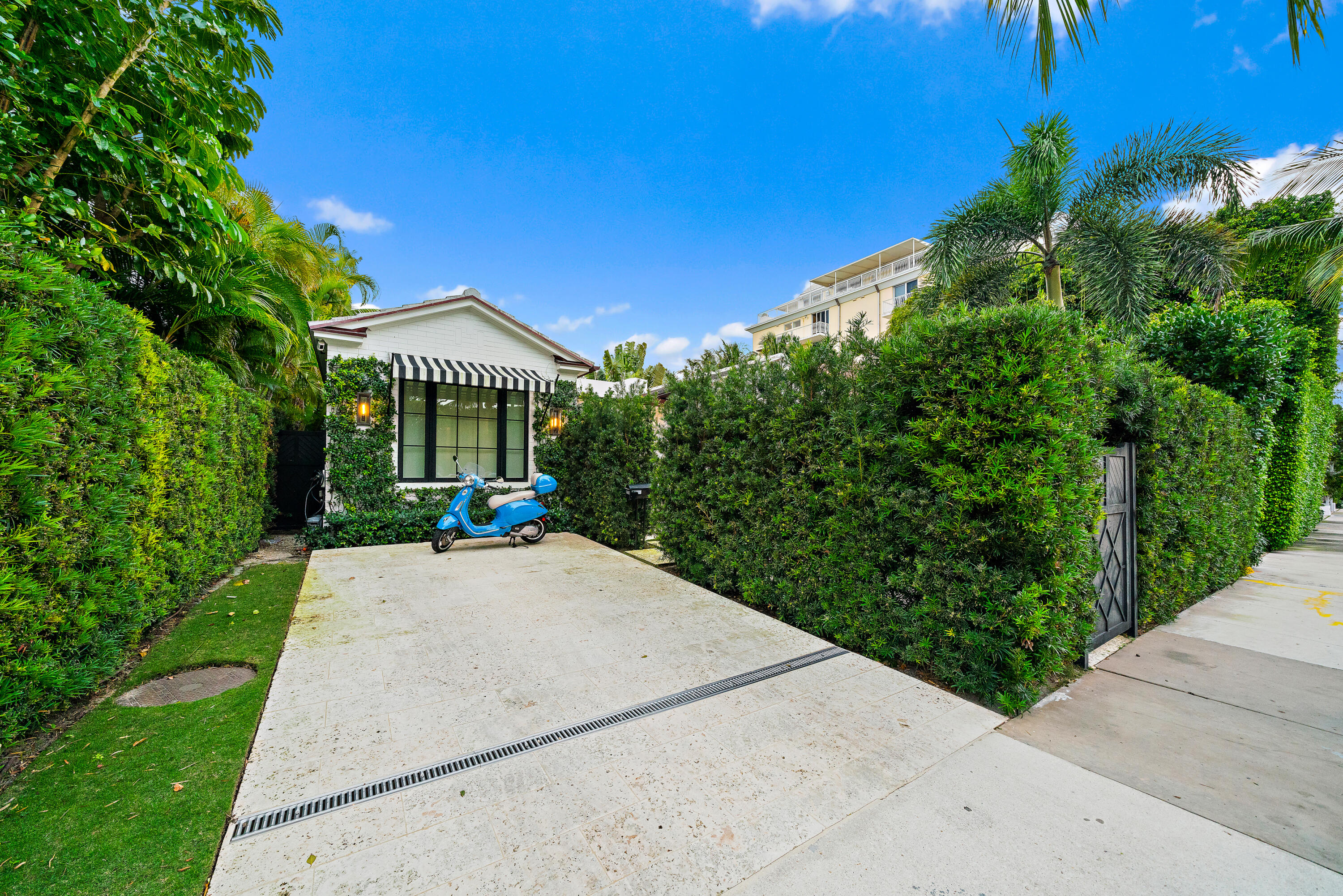 ROYAL PARK - Residential