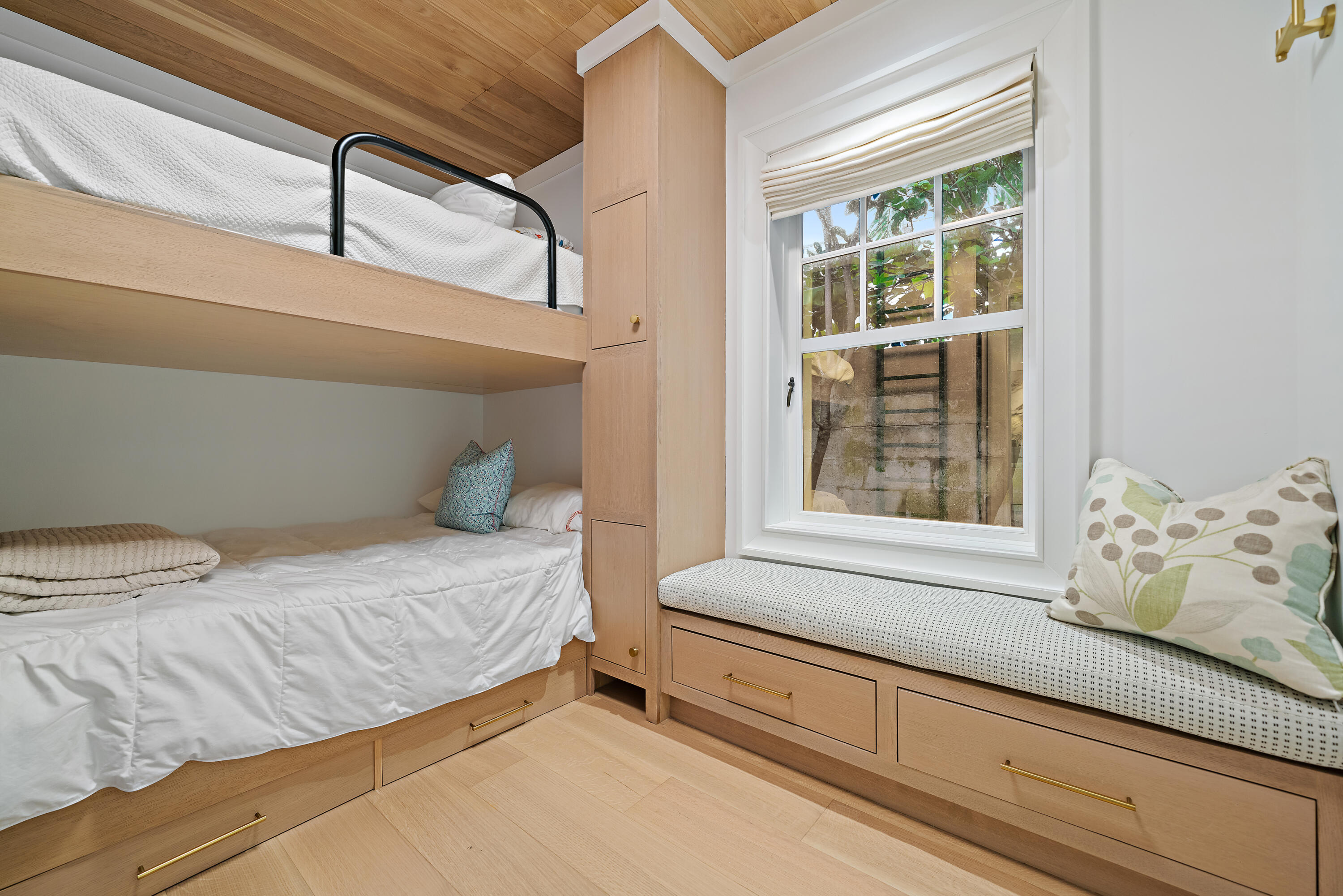 ROYAL PARK - Residential