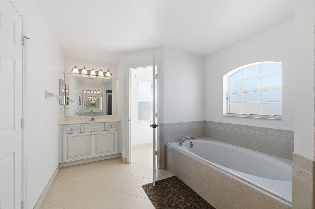 PORT ST LUCIE SECTION 19 - Residential