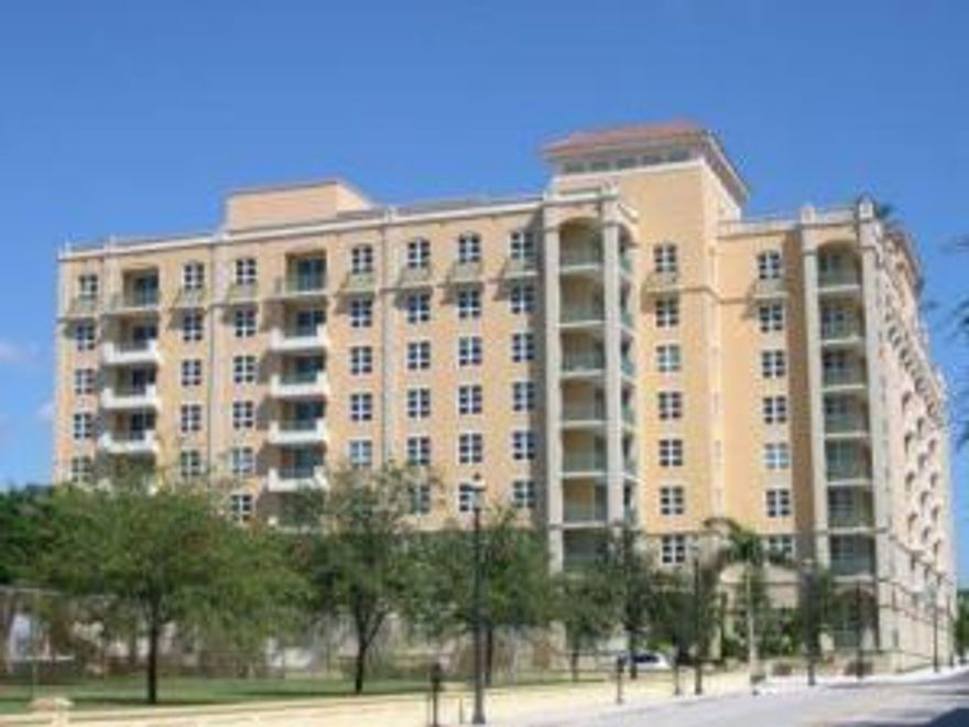 Beautiful Penthouse level apartment offering spacious rooms, high ceilings, stainless steel appliances, granite counter tops and a lovely balcony view.  2 Parking Spaces are included. The Condominium is located in the heart of Downtown West Palm Beach and City Place the Metropolitan has a gorgeous lobby, 24 hour concierge service, roof top pool & spa, club room, business & fitness center.