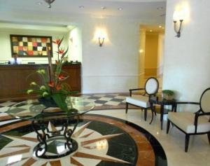 METROPOLITAN CONDO - Residential Lease