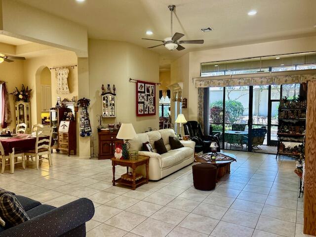 TIVOLI RESERVE - Residential