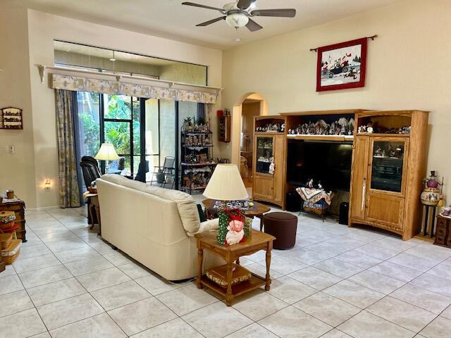 TIVOLI RESERVE - Residential