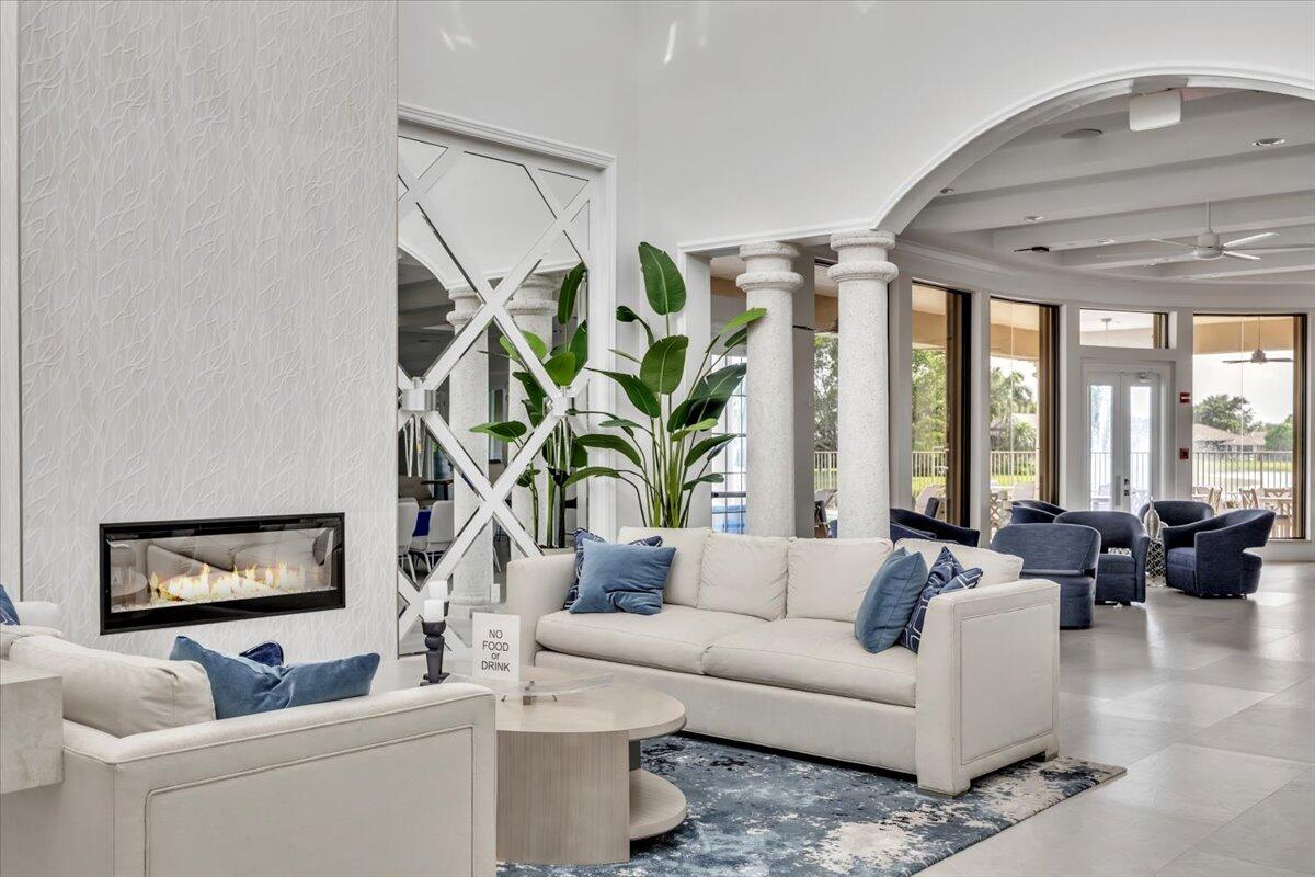 TIVOLI RESERVE - Residential