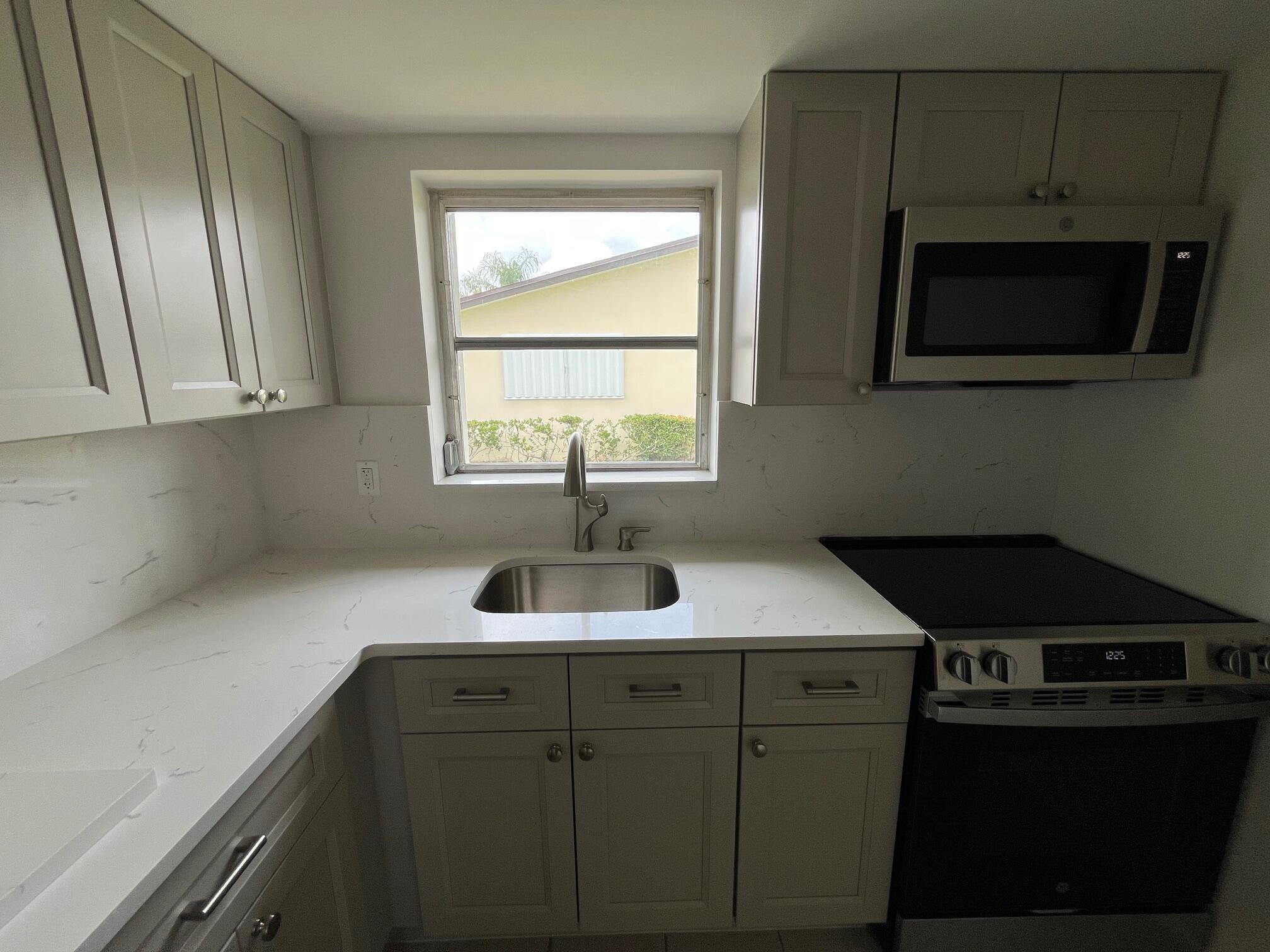 View photos, virtual tours, details... 2878 Ashley Drive E G