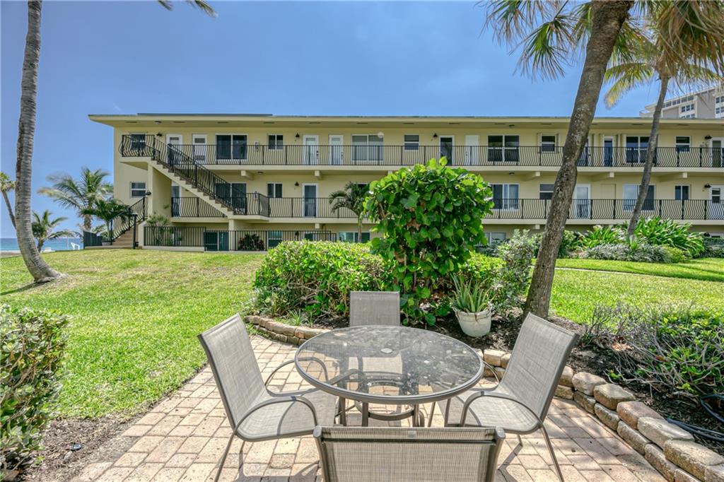 Hillsboro Mile Ocean Apts - Residential