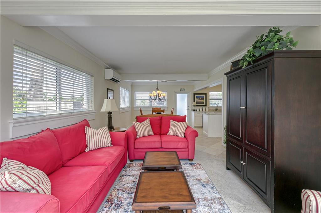 Hillsboro Mile Ocean Apts - Residential