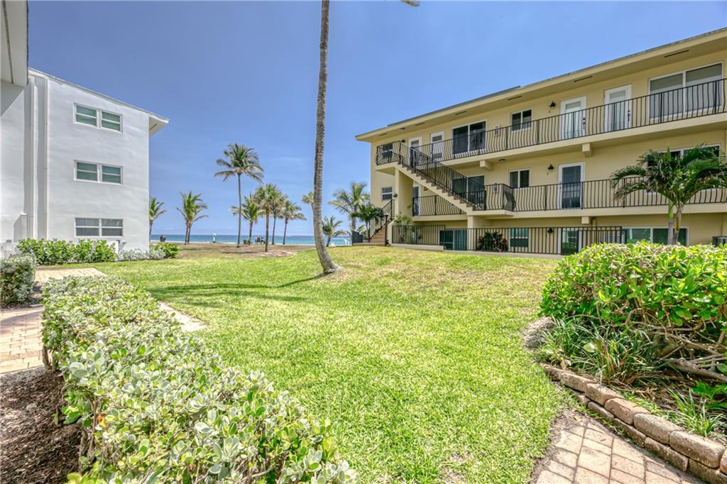Hillsboro Mile Ocean Apts - Residential