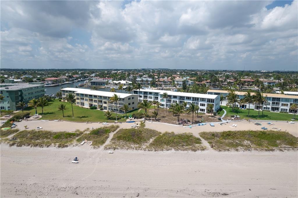 Hillsboro Mile Ocean Apts - Residential