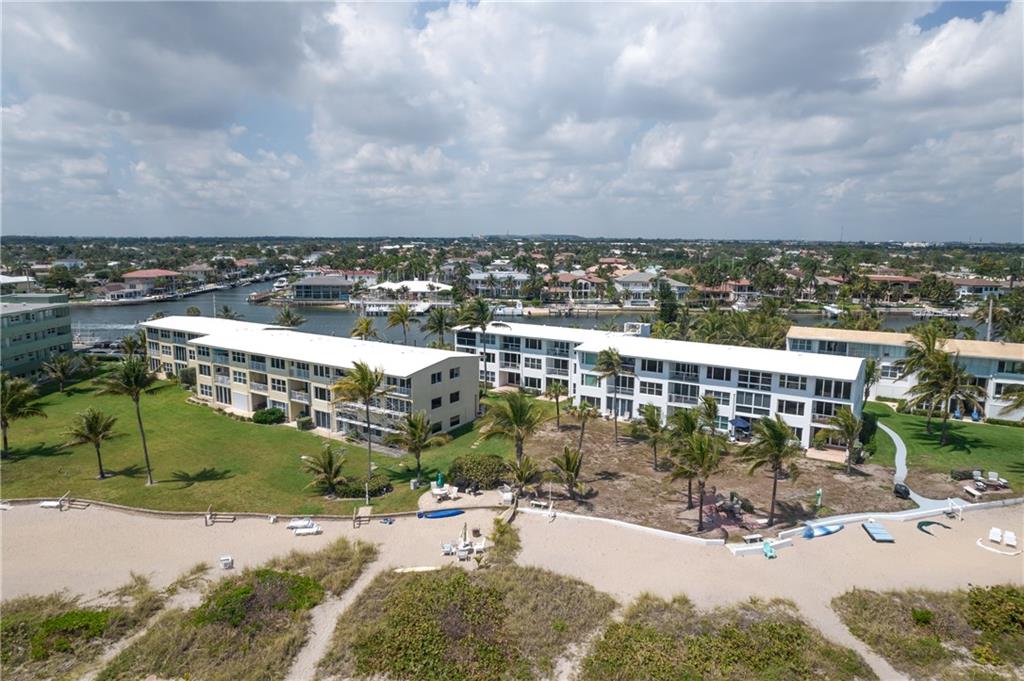 Hillsboro Mile Ocean Apts - Residential