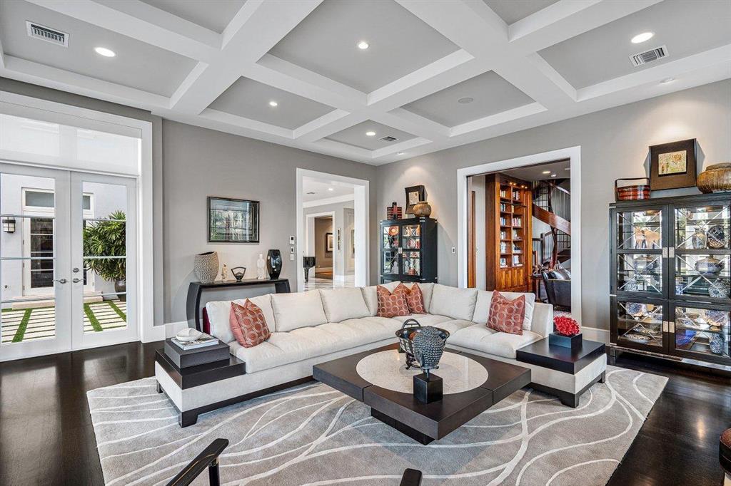 S/D OF 9-46-43 IN - Residential