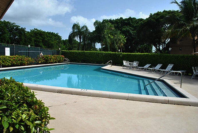 701 NW 19TH Street 408