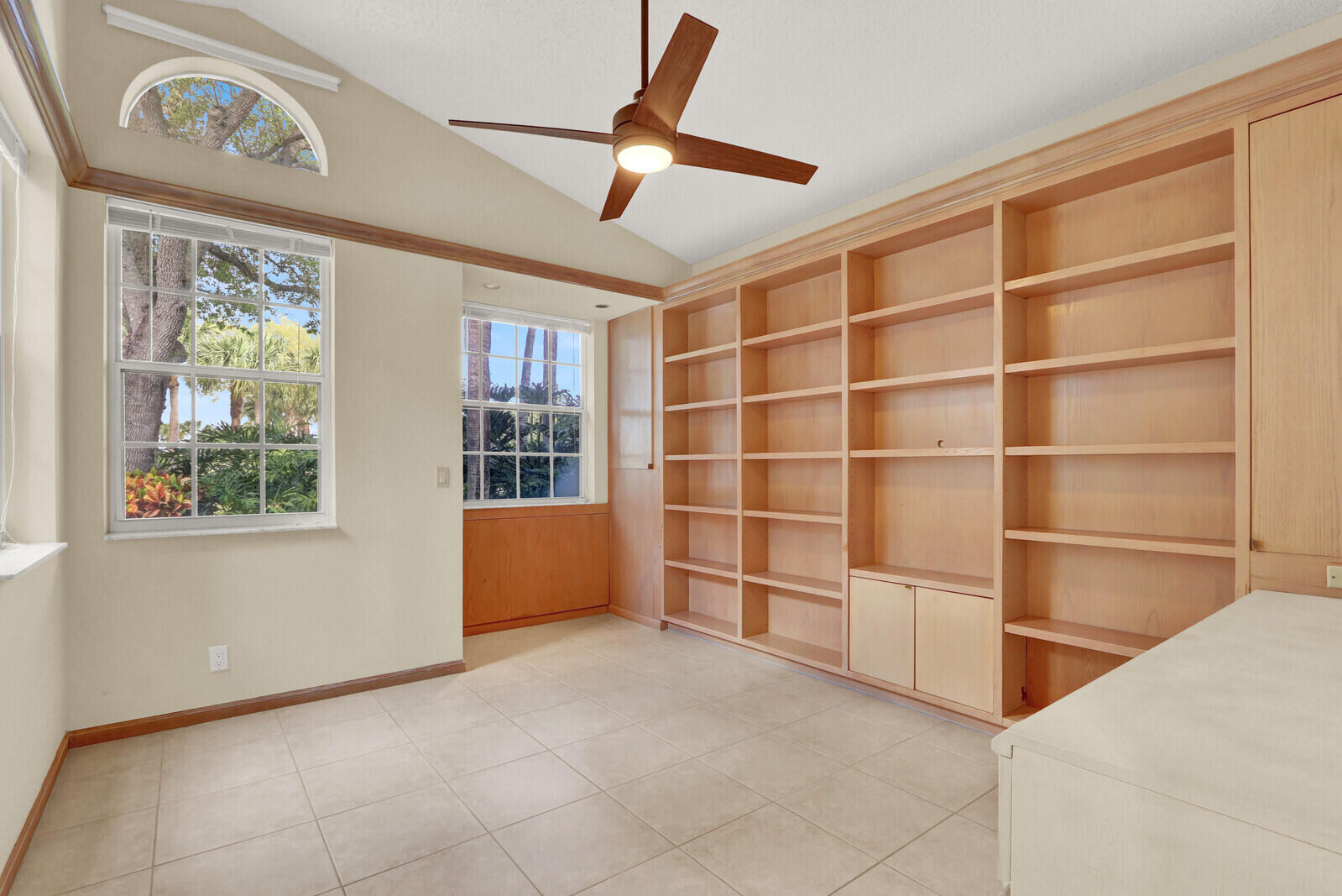 EASTPOINTE SUB 13A - Residential Lease