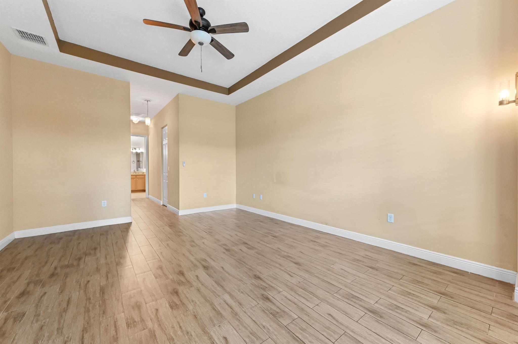 PORTOSOL - Residential Lease
