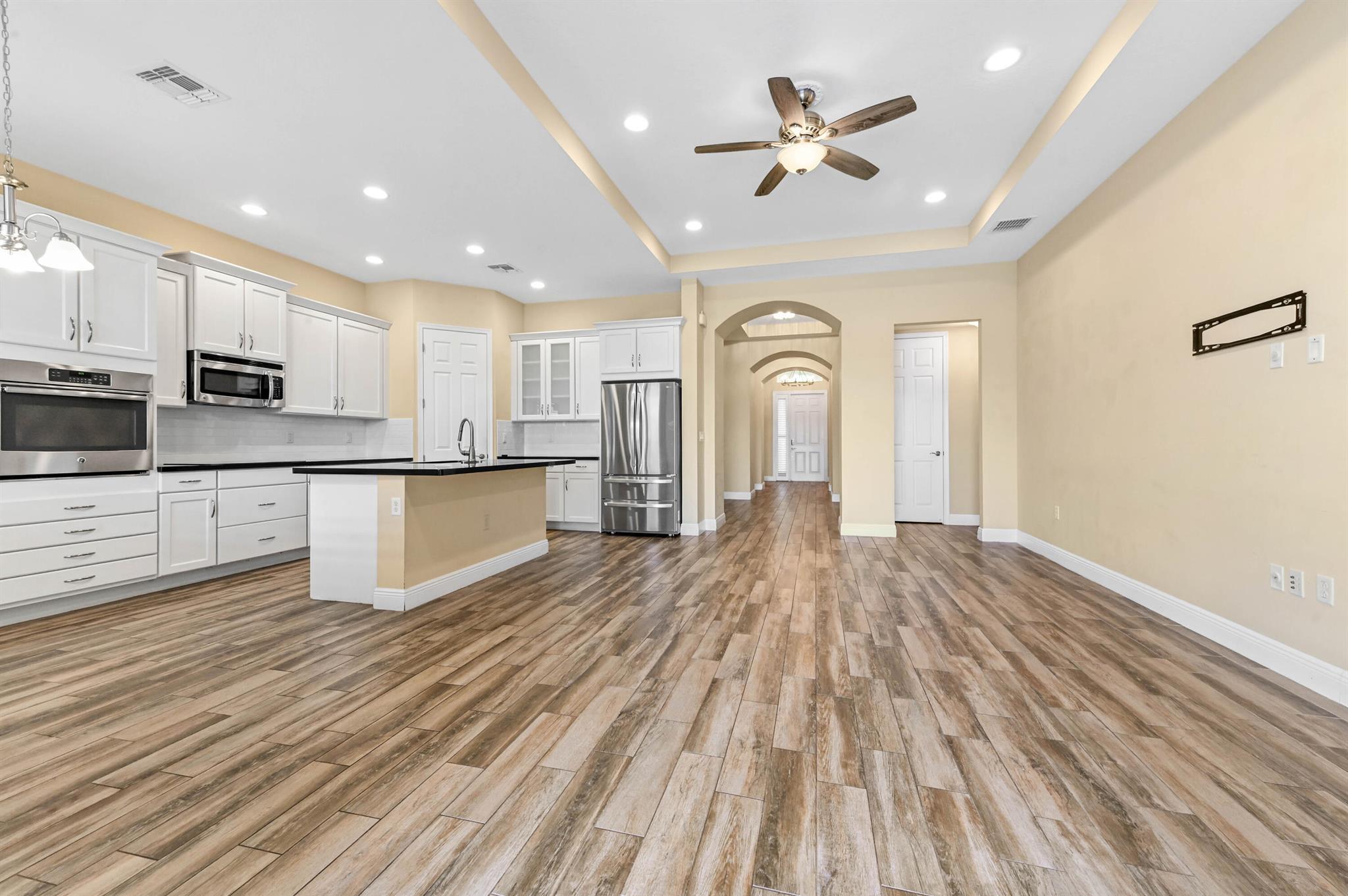 PORTOSOL - Residential Lease