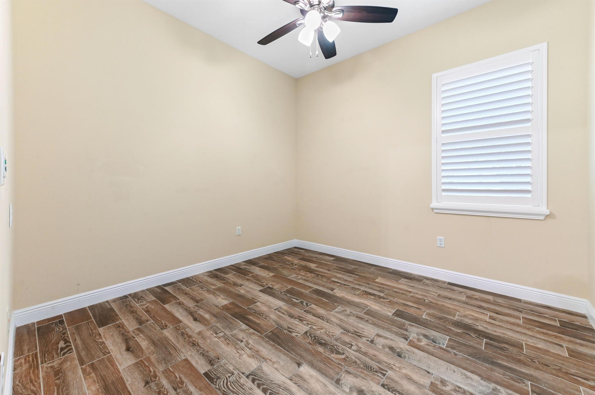 PORTOSOL - Residential Lease