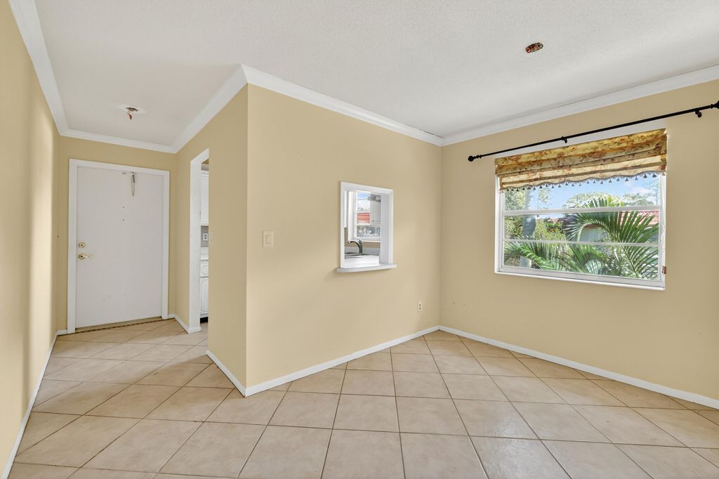 Photo of 2600 SE Ocean Boulevard #L-15, Stuart, FL 34996 (MLS # R11136973)