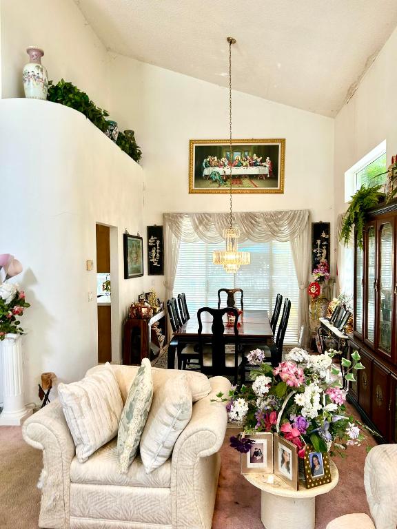 EMBASSY LAKES PHASE II - Residential