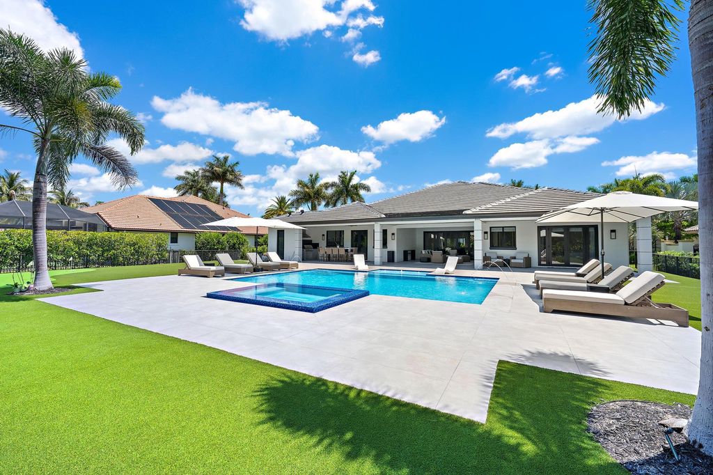Photo of 6087 Wildcat Run, West Palm Beach, FL 33412 (MLS # B26029298)