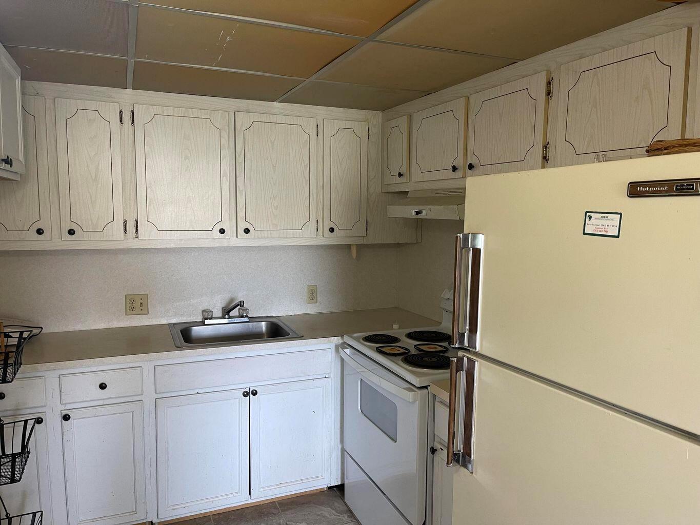 DORSET AT CENTURY VILLAGE - Residential Lease