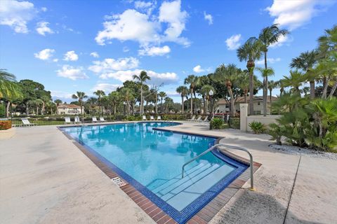 A home in Lake Clarke Shores