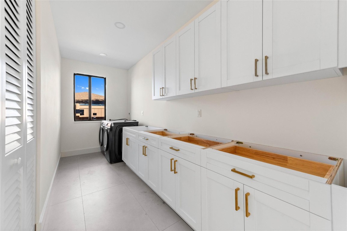 COCONUT CREEK 11TH SEC - Residential