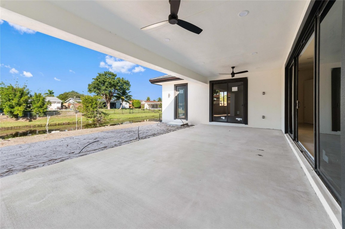 COCONUT CREEK 11TH SEC - Residential