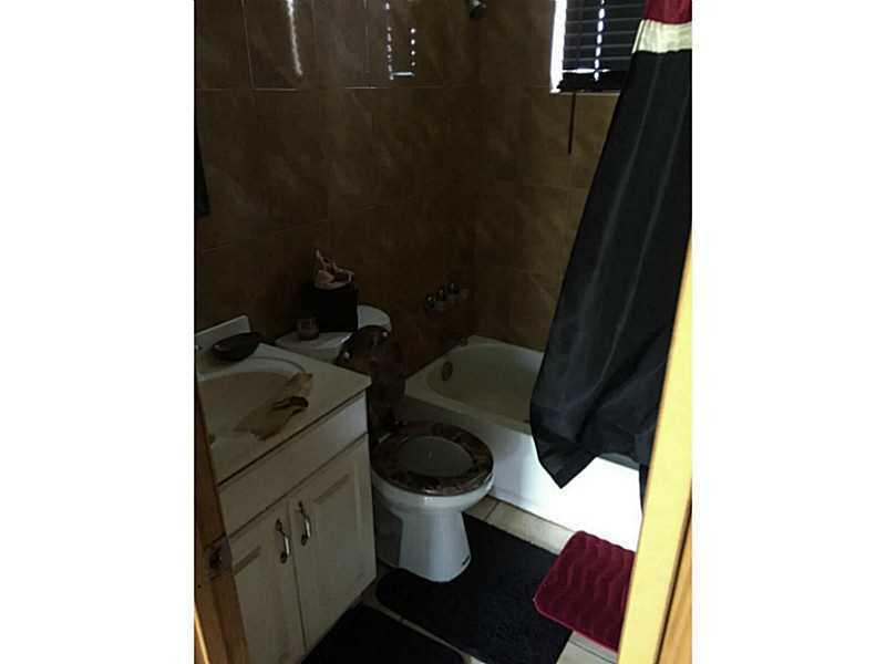 TOWN OF DANIA - Residential Lease