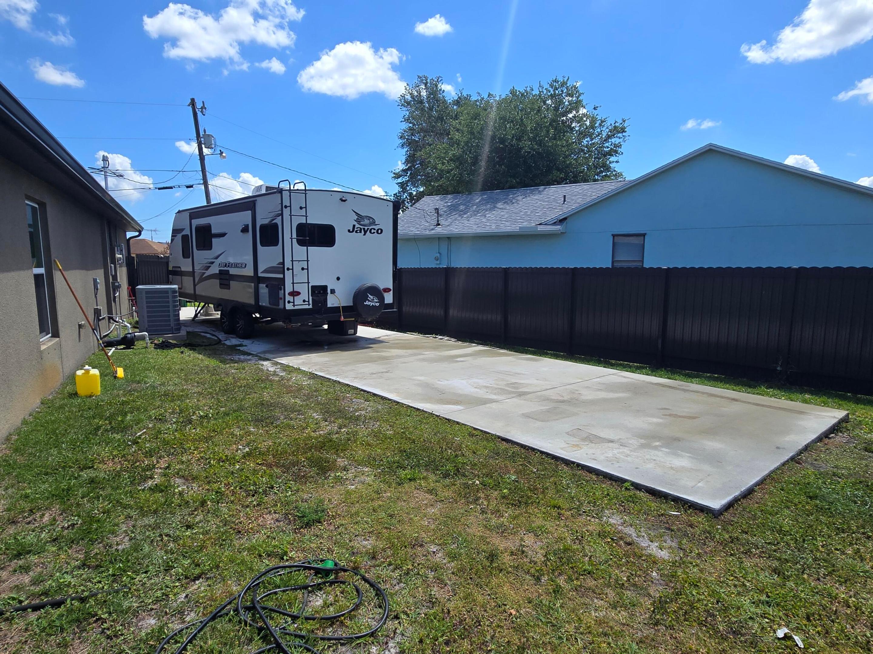 PORT ST LUCIE SECTION 35 - Residential