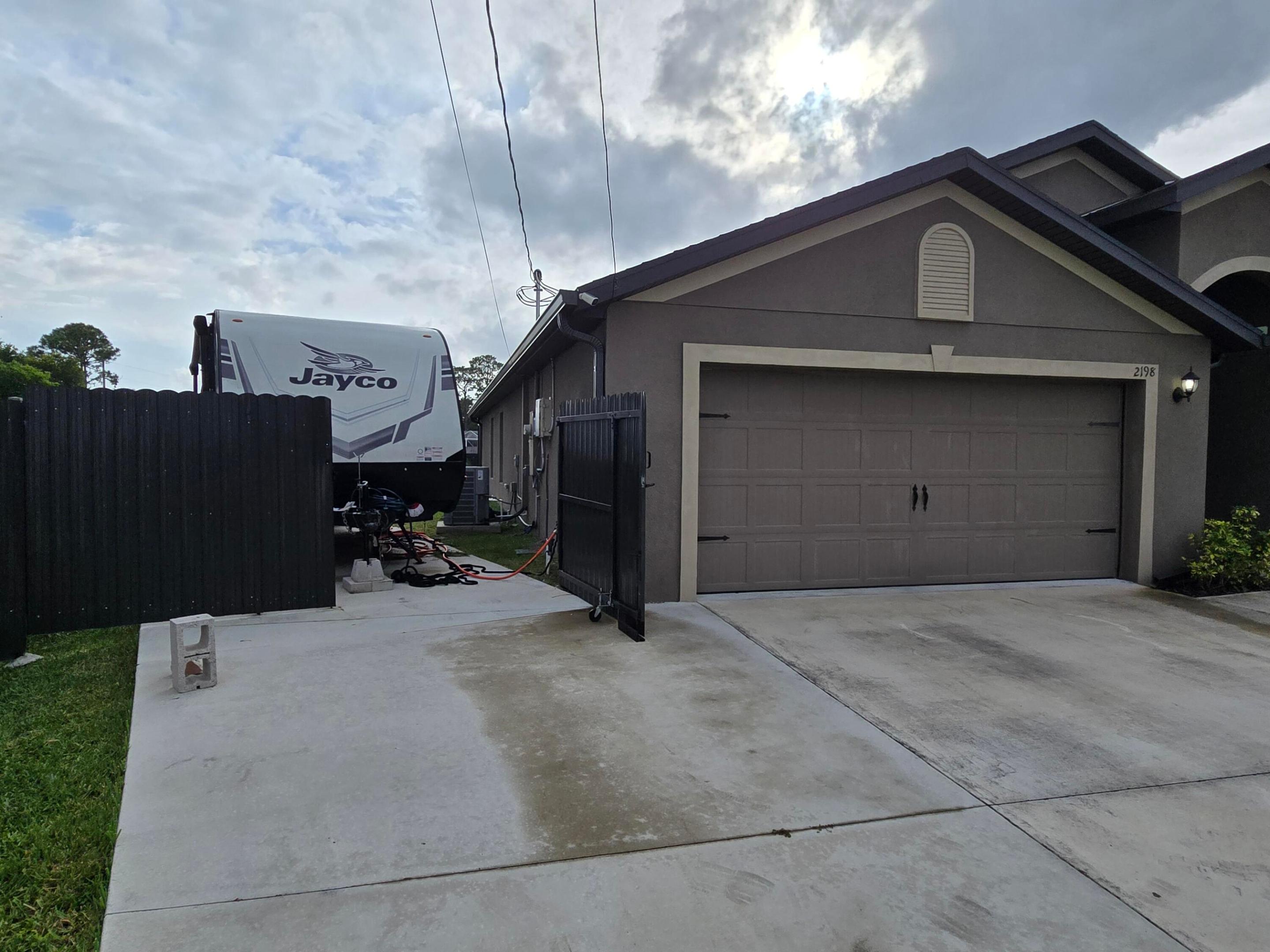 PORT ST LUCIE SECTION 35 - Residential