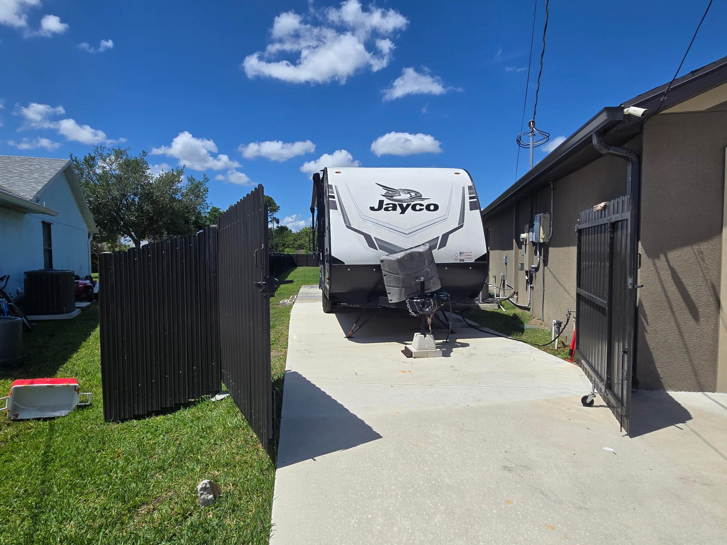 PORT ST LUCIE SECTION 35 - Residential